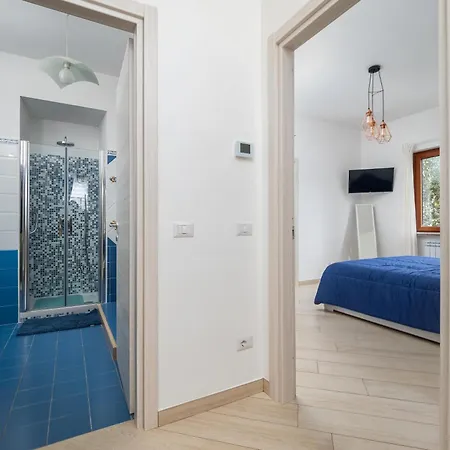 Lotos - De Vivo Realty Massa Lubrense
