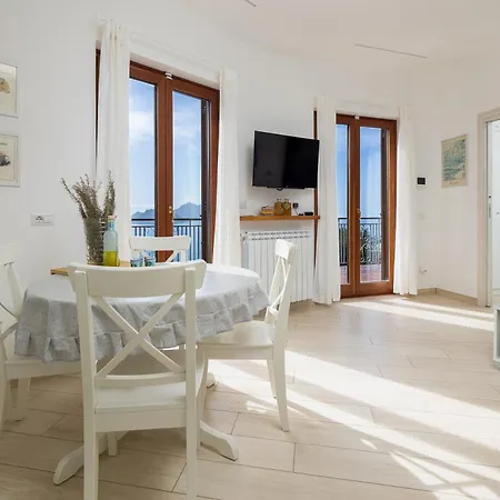 Lotos - De Vivo Realty Villa Massa Lubrense